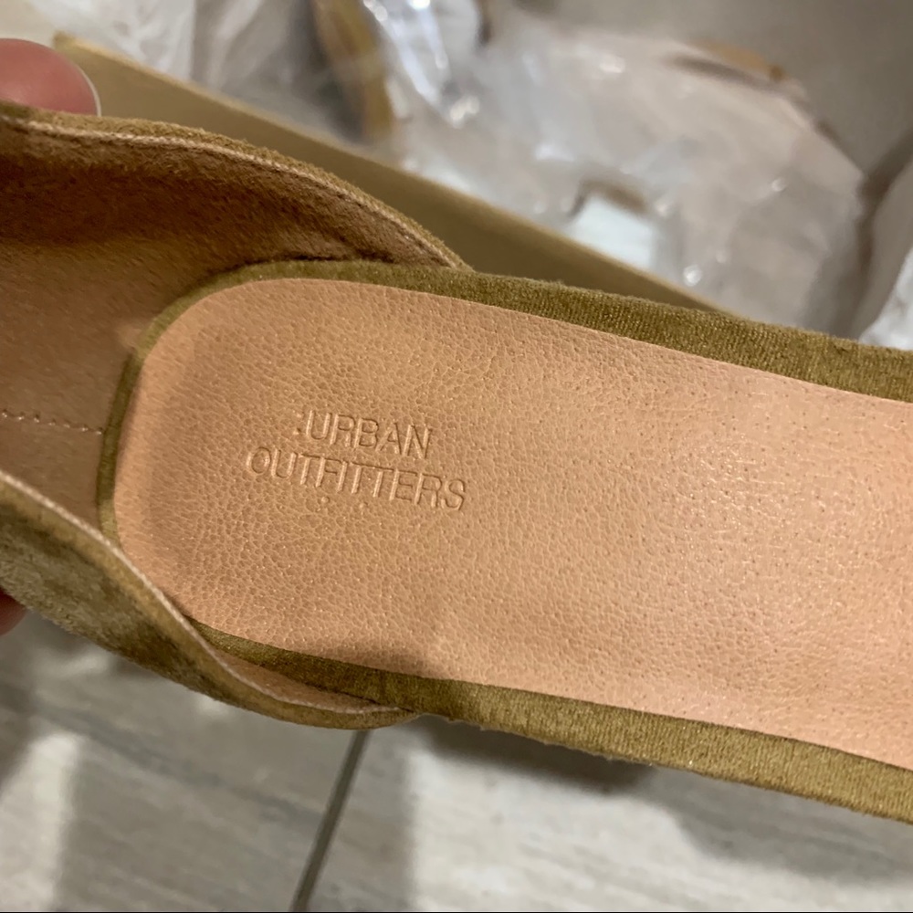 URBAN OUTFITTERS✨Suede Heel - Picture 7 of 8